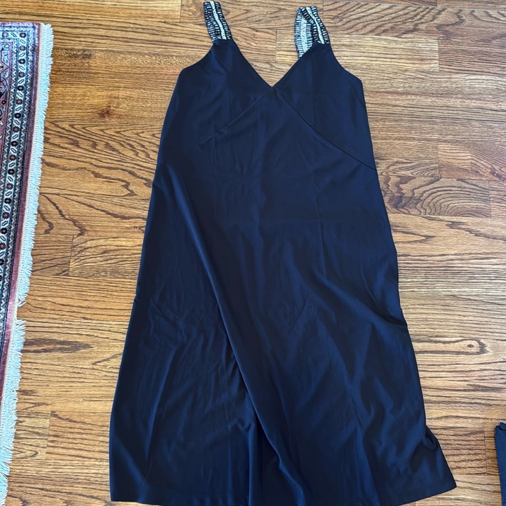 Zara woman’s black sleeveless midi dress Sz S